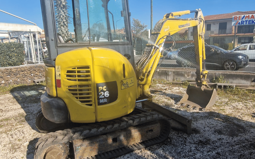 noleggio catania - KOMATSU PC26 (2)