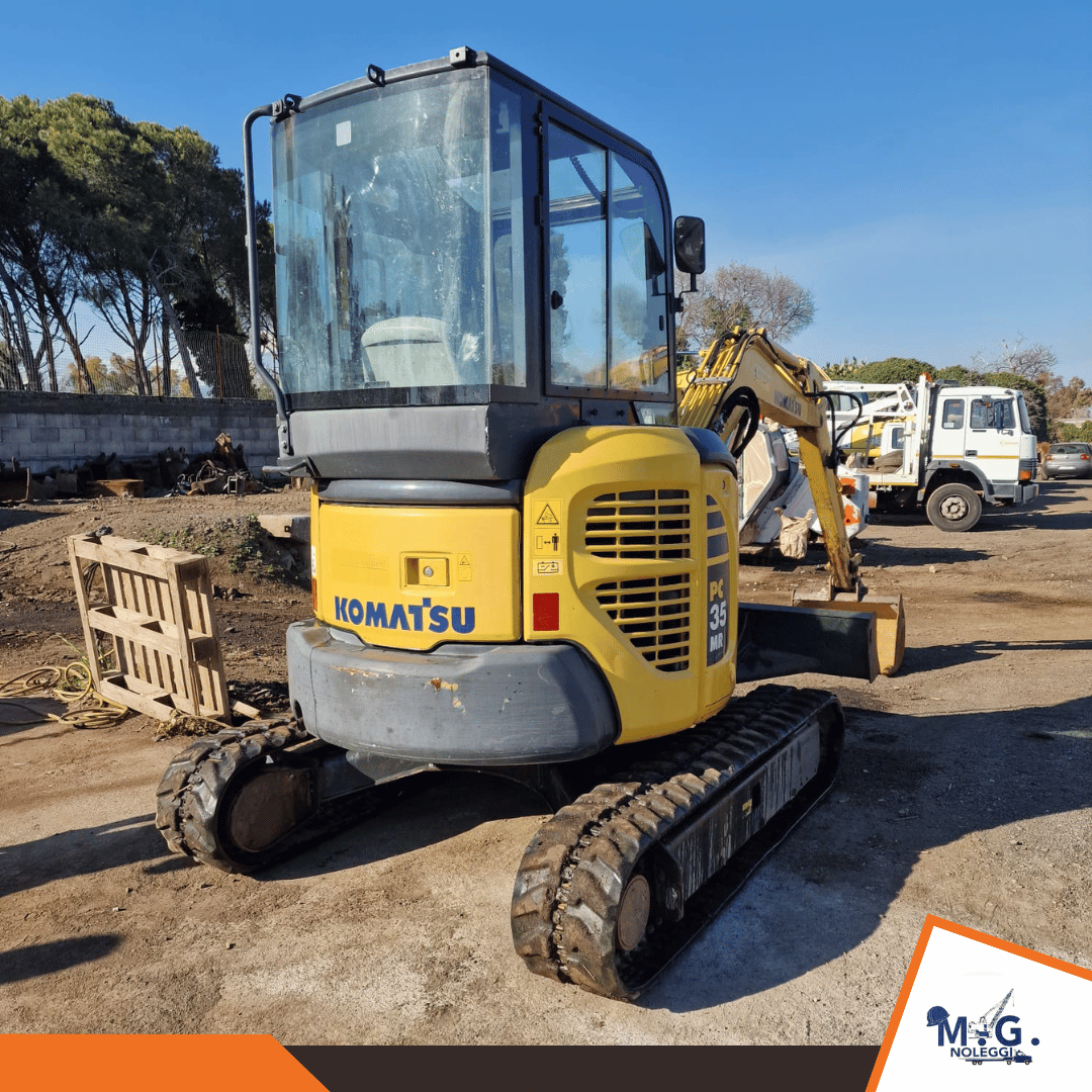 KOMATSU PC35 (5) noleggio - KOMATSU PC35