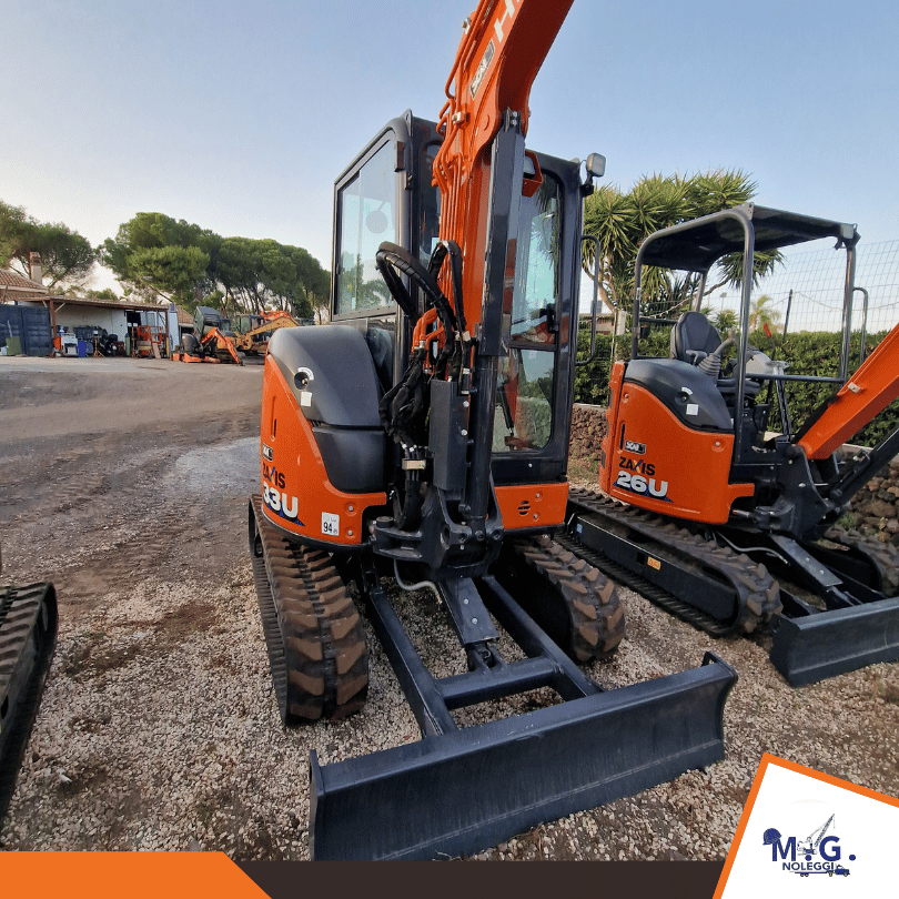 MINI ESCAVATORE HITACHI ZX33 MINI ESCAVATORE HITACHI ZX33